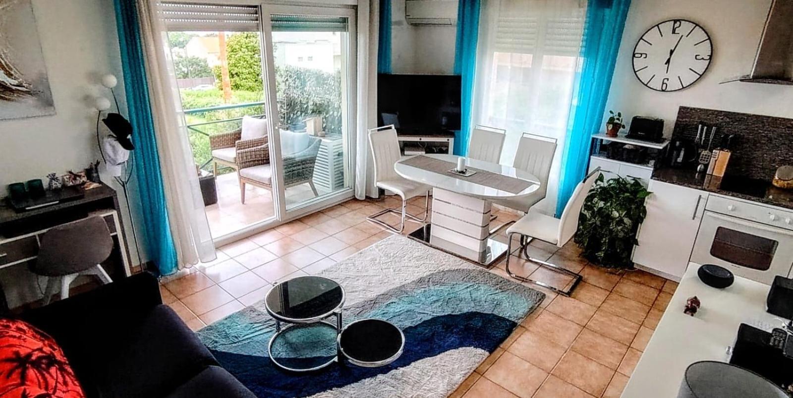 Magnifique 2 Pieces Balcon Vue Mer Appartement *